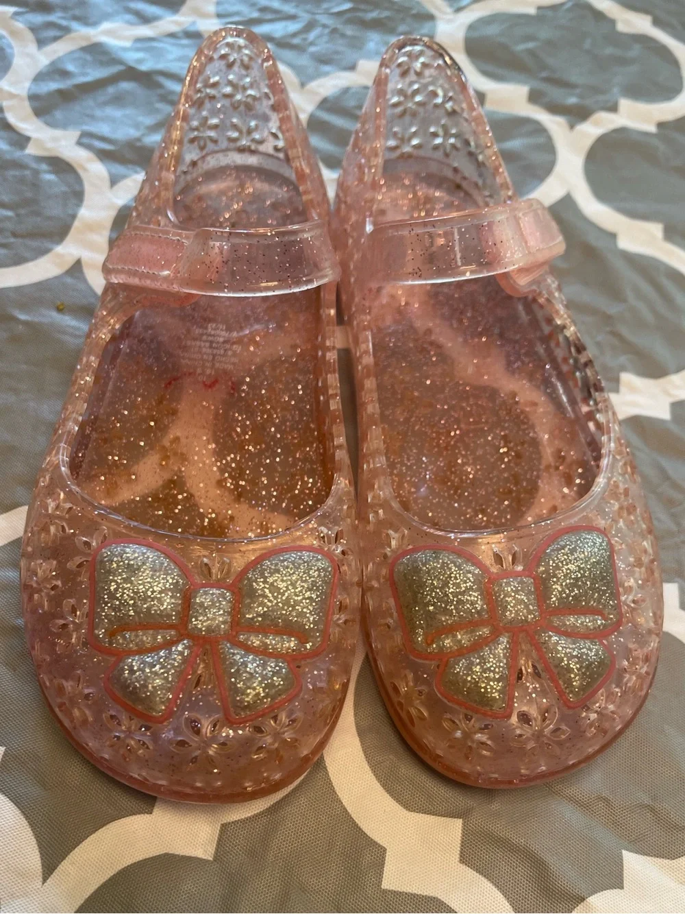 Girls adorable old navy Pink Glitter Jelly sandals Bow toddler 10 waterproof sun